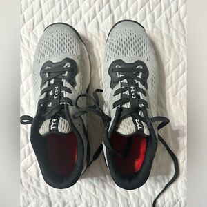TYR Women’s Training Shoes size 7.5